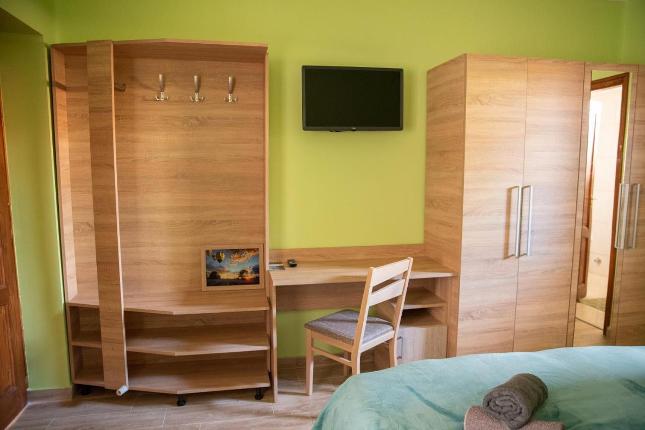 Benige Vendeghaz Otel Demjén Dış mekan fotoğraf