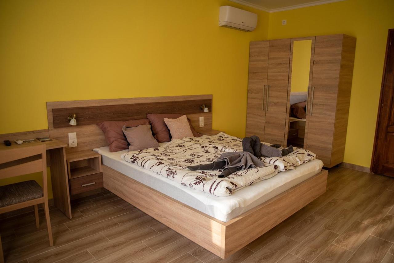 Benige Vendeghaz Otel Demjén Dış mekan fotoğraf