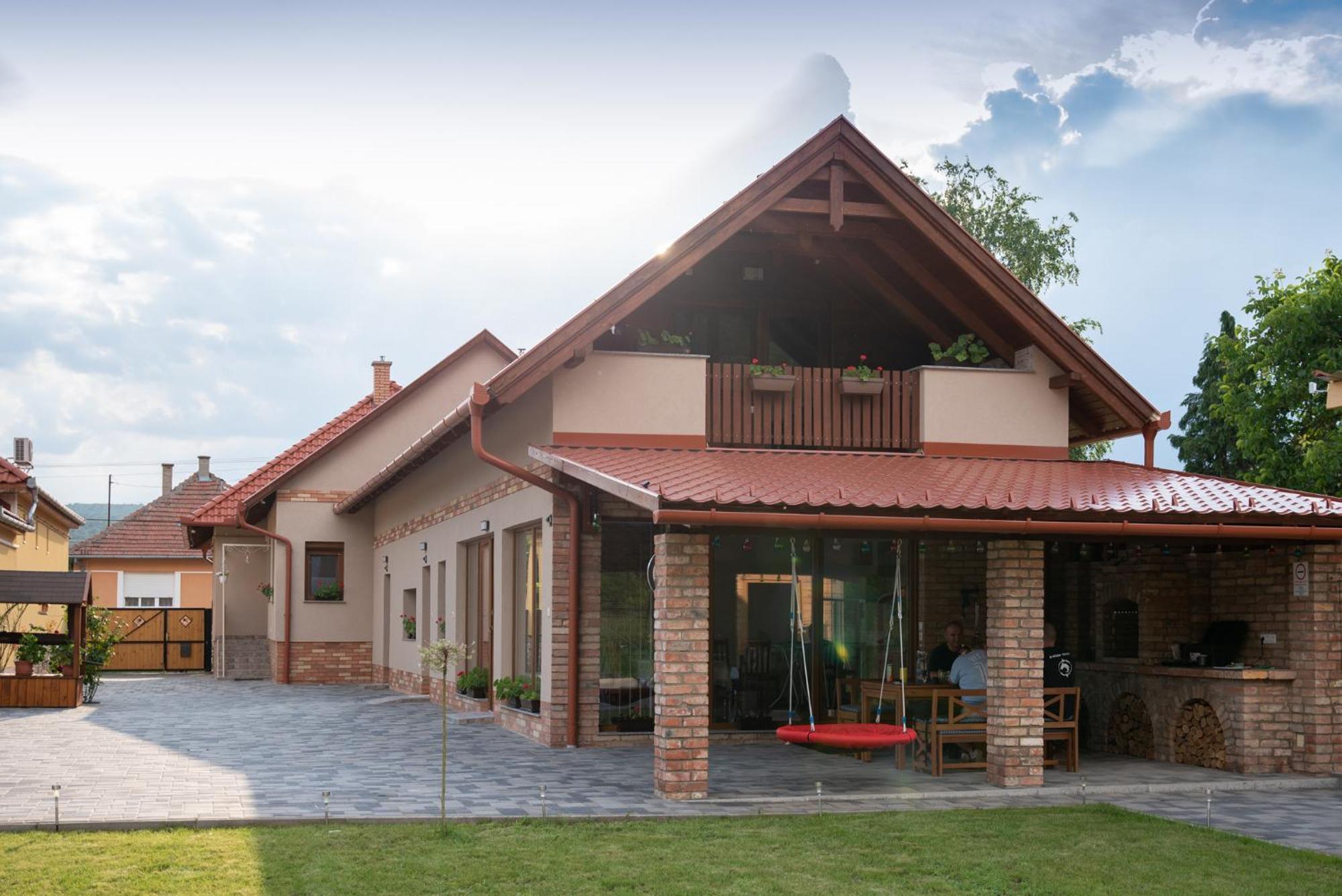 Benige Vendeghaz Otel Demjén Dış mekan fotoğraf